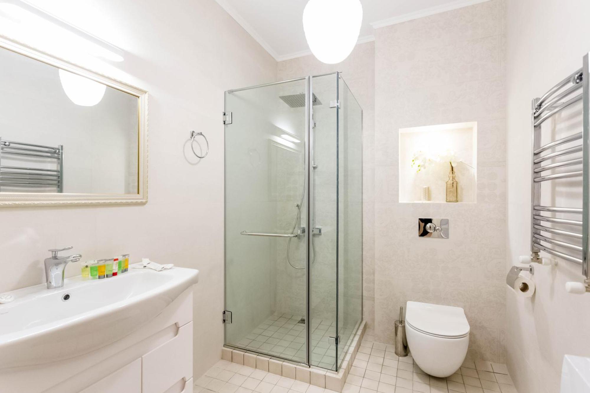 City Luxury Apartment L Tbilisi ภายนอก รูปภาพ