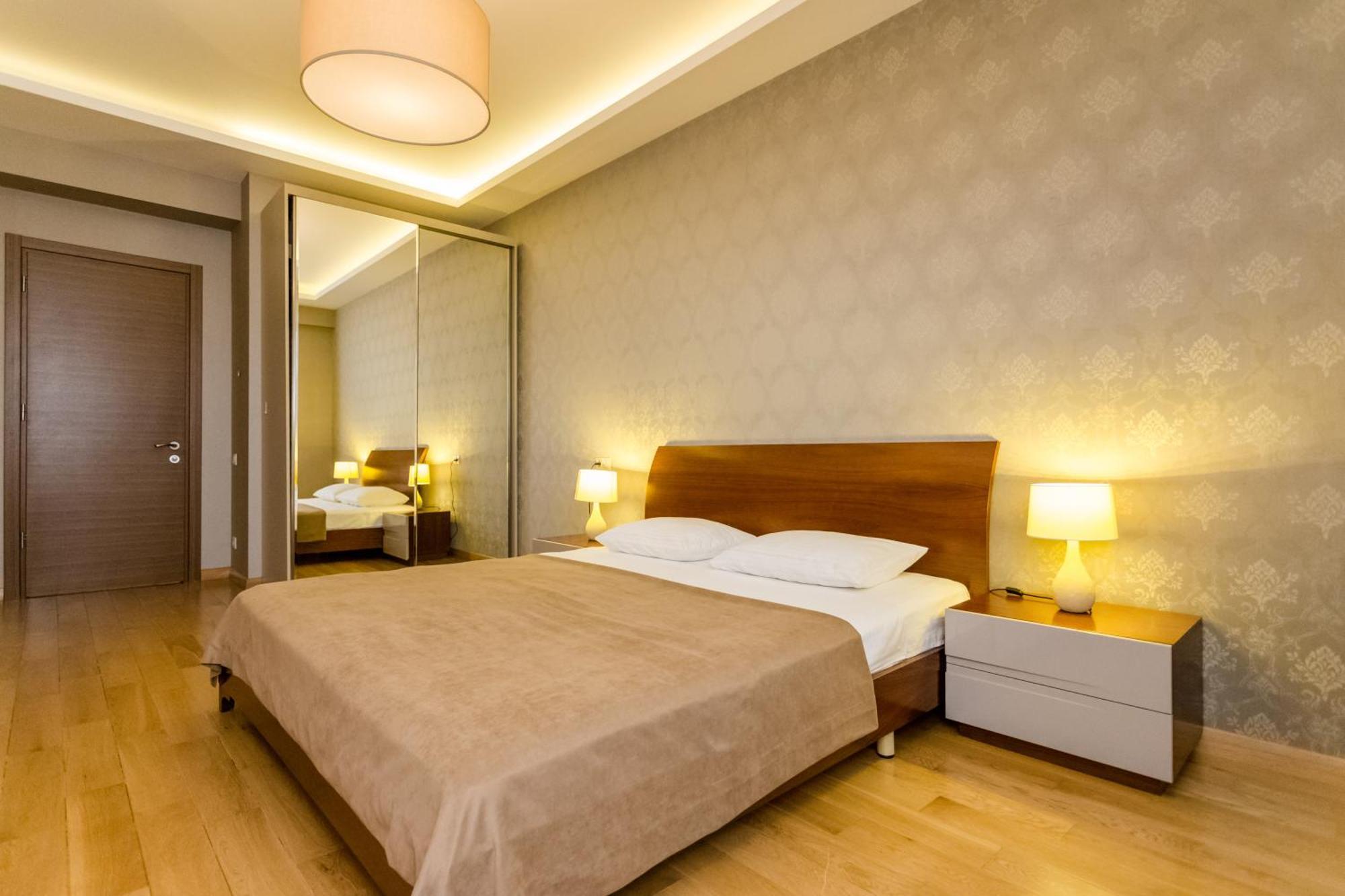 City Luxury Apartment L Tbilisi ภายนอก รูปภาพ