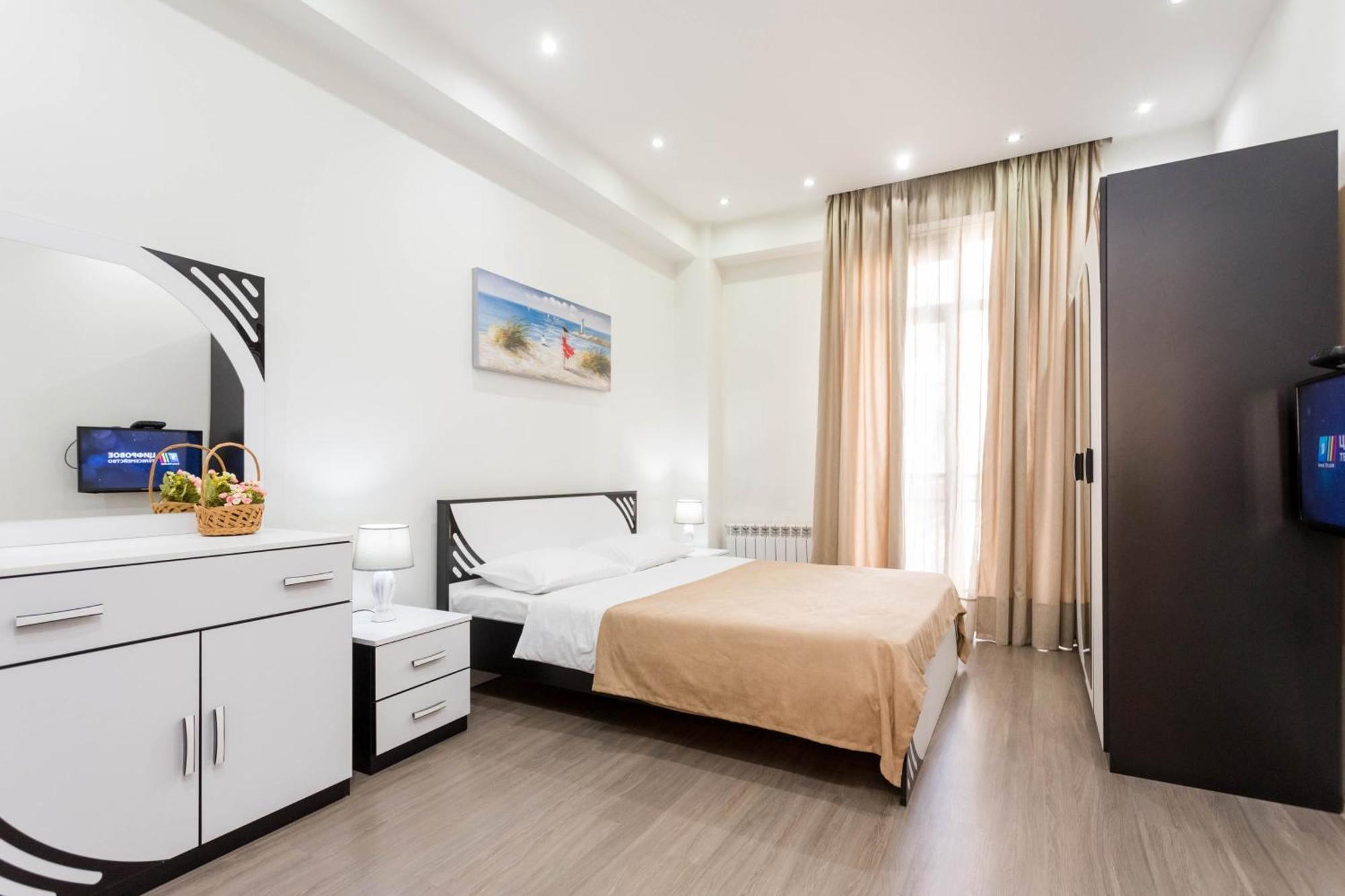 City Luxury Apartment L Tbilisi ภายนอก รูปภาพ