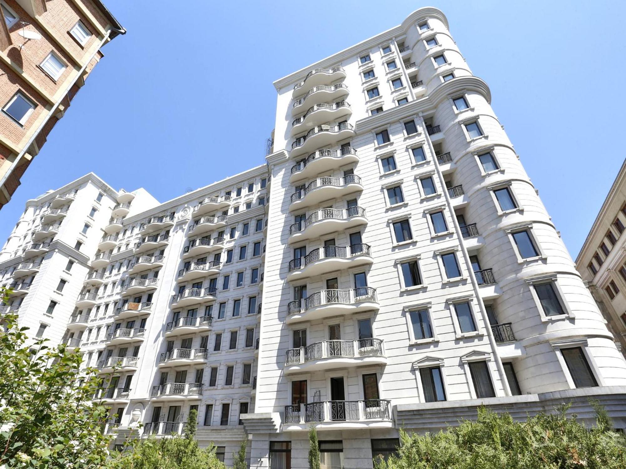 City Luxury Apartment L Tbilisi ภายนอก รูปภาพ