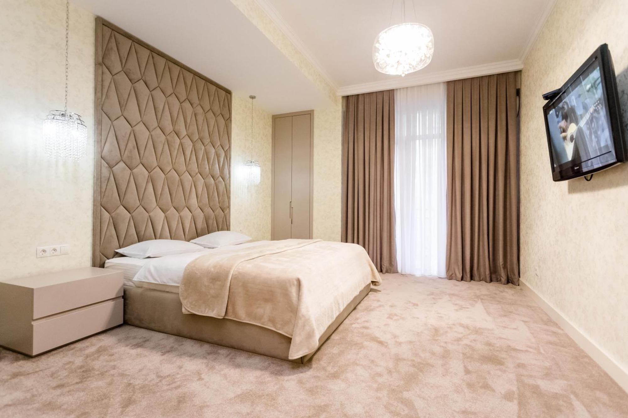 City Luxury Apartment L Tbilisi ภายนอก รูปภาพ