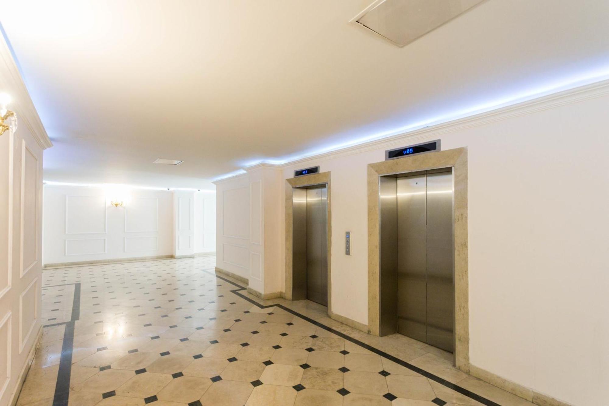 City Luxury Apartment L Tbilisi ภายนอก รูปภาพ